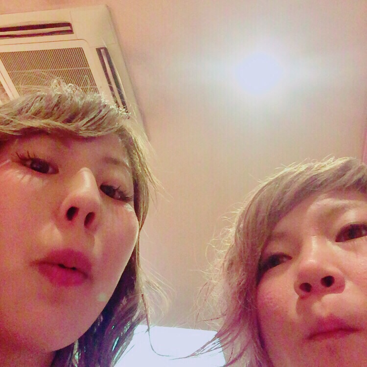 「ミーティング」って調べたら、“討論、取り決めを目的とする会”って出ました。