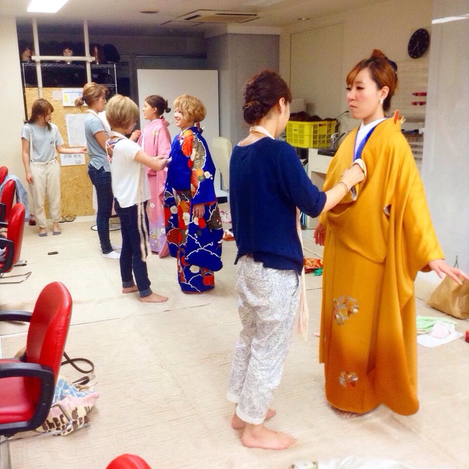 今年初の成人式振袖着付け社長チェック。結果はいかに？！