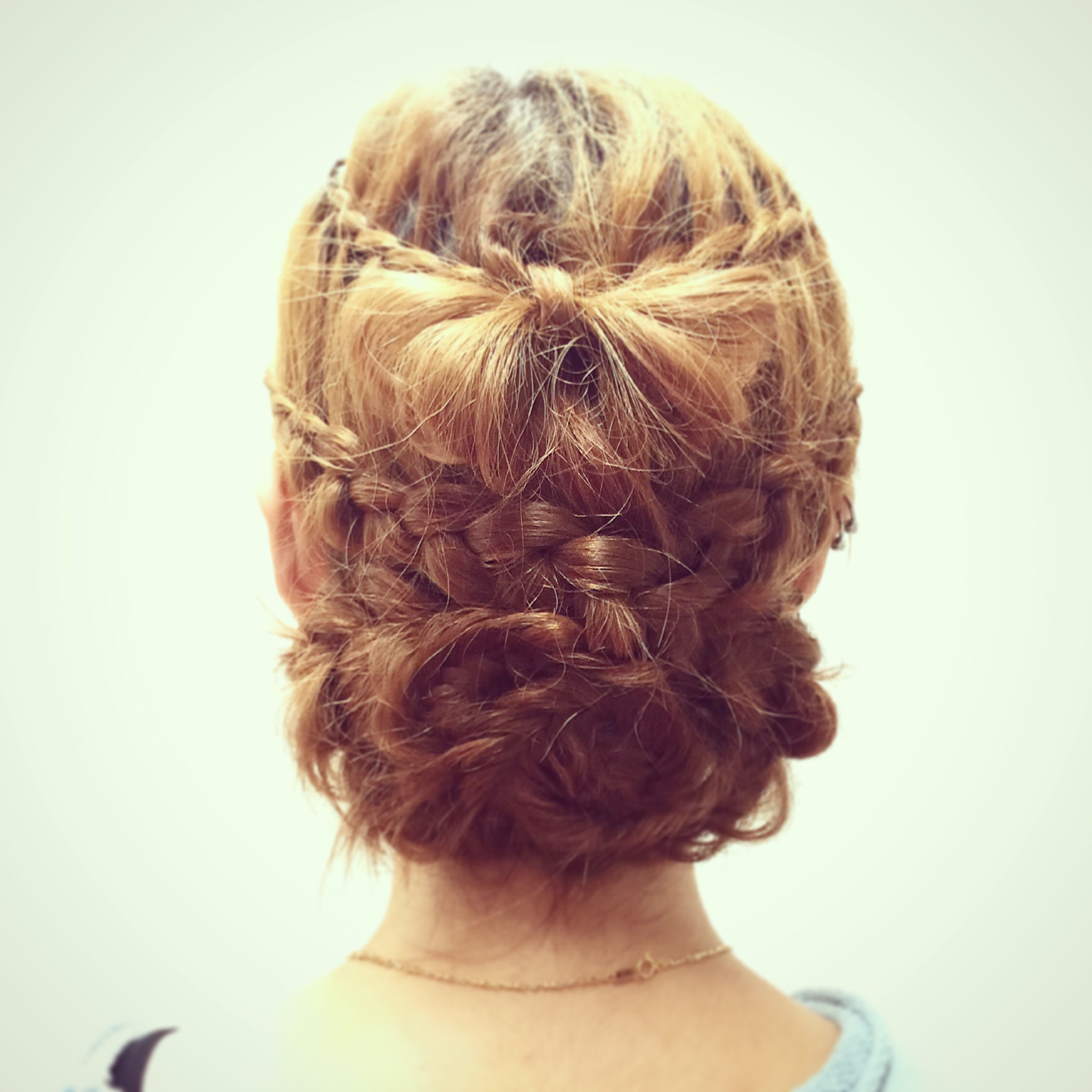 編み込みヘアアレンジ♪外国人風ガーリーバージョン♡