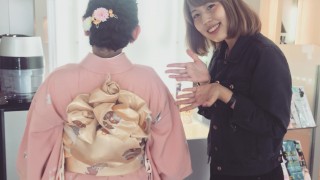 着物の着付け、行っております☆振袖、留袖、ゆかた、訪問着、なんでもできますよ！！