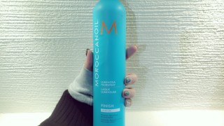 外国人風巻き髪をキープ!!したいときは、モロッカンルミノーサヘアスプレー☆