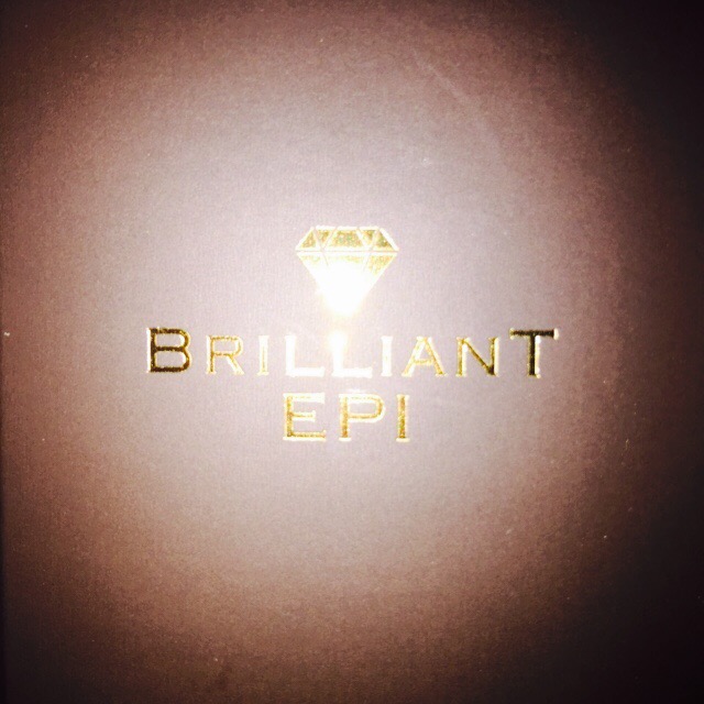 自宅で簡単!!光脱毛器☆ブリリアント エピ