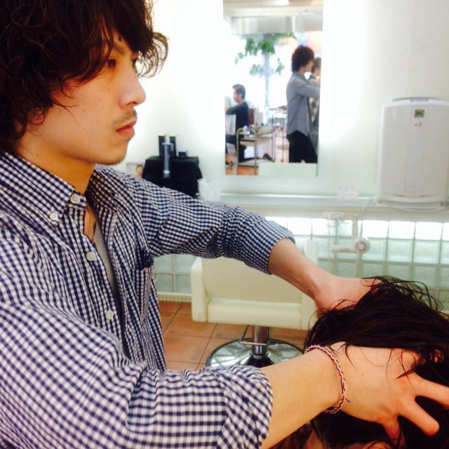 ヘッドスパ〜頭すっきりさせましょう＼(^o^)／