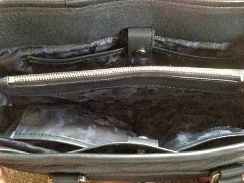 03_affect manager_鞄の中身.jpg