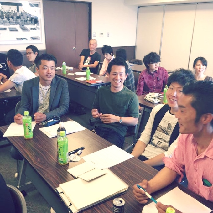 スモールビジネスプロデューサー001_Fotor