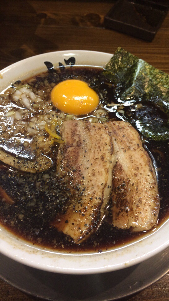 御器所の麺屋 桜さんの名古屋ブラック！！を食す！